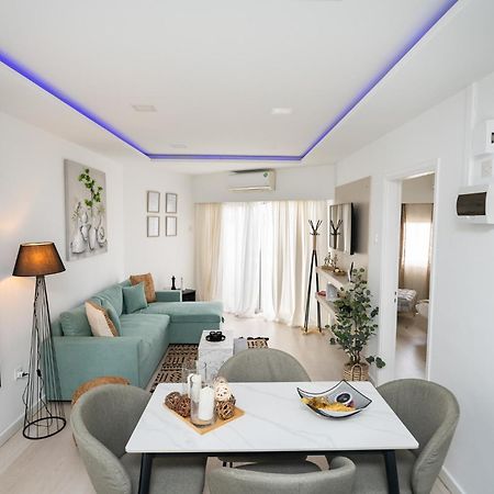 Lazuli Beach & Pool Apartment 501 Larnaca Buitenkant foto