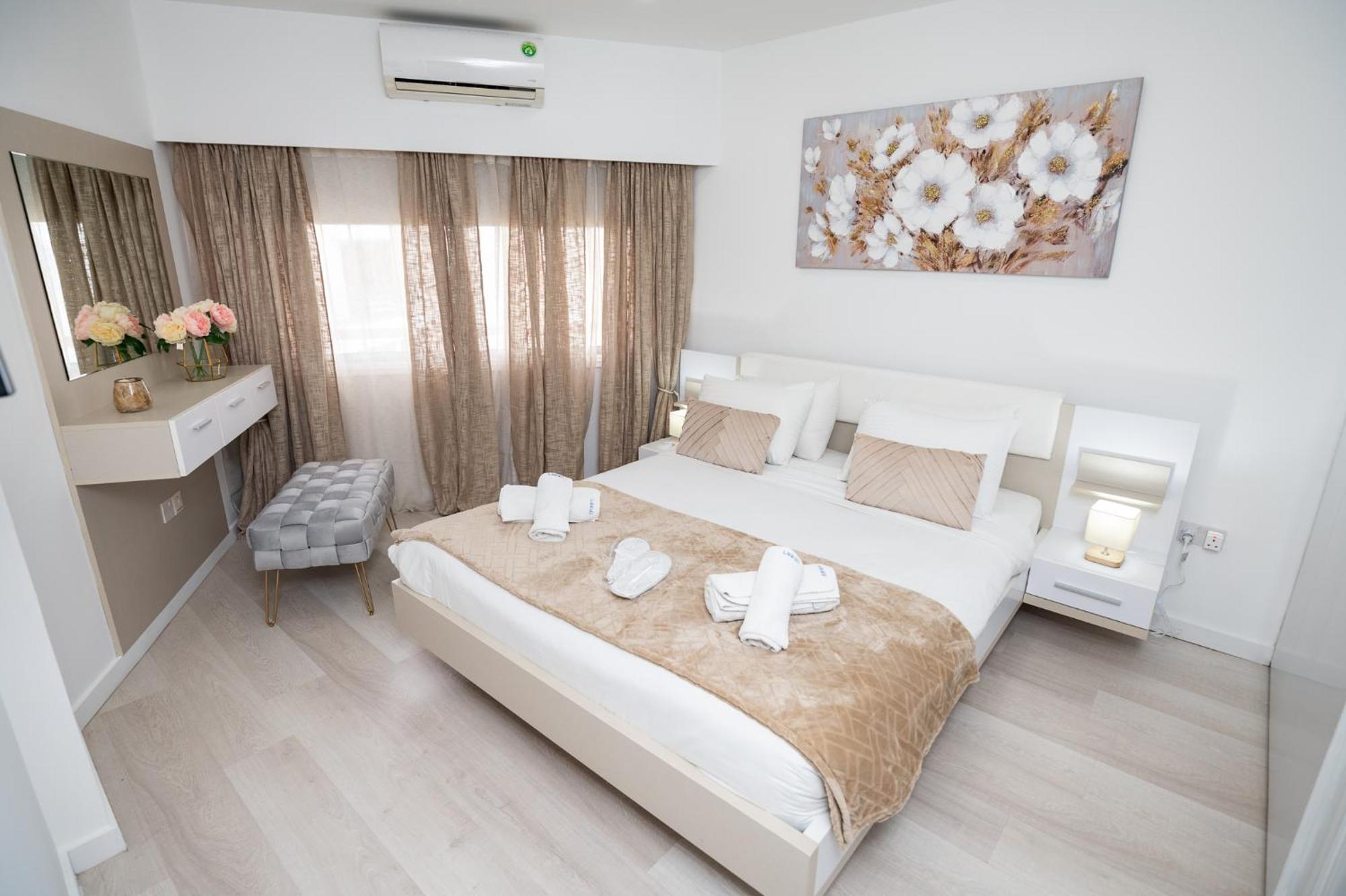 Lazuli Beach & Pool Apartment 501 Larnaca Buitenkant foto