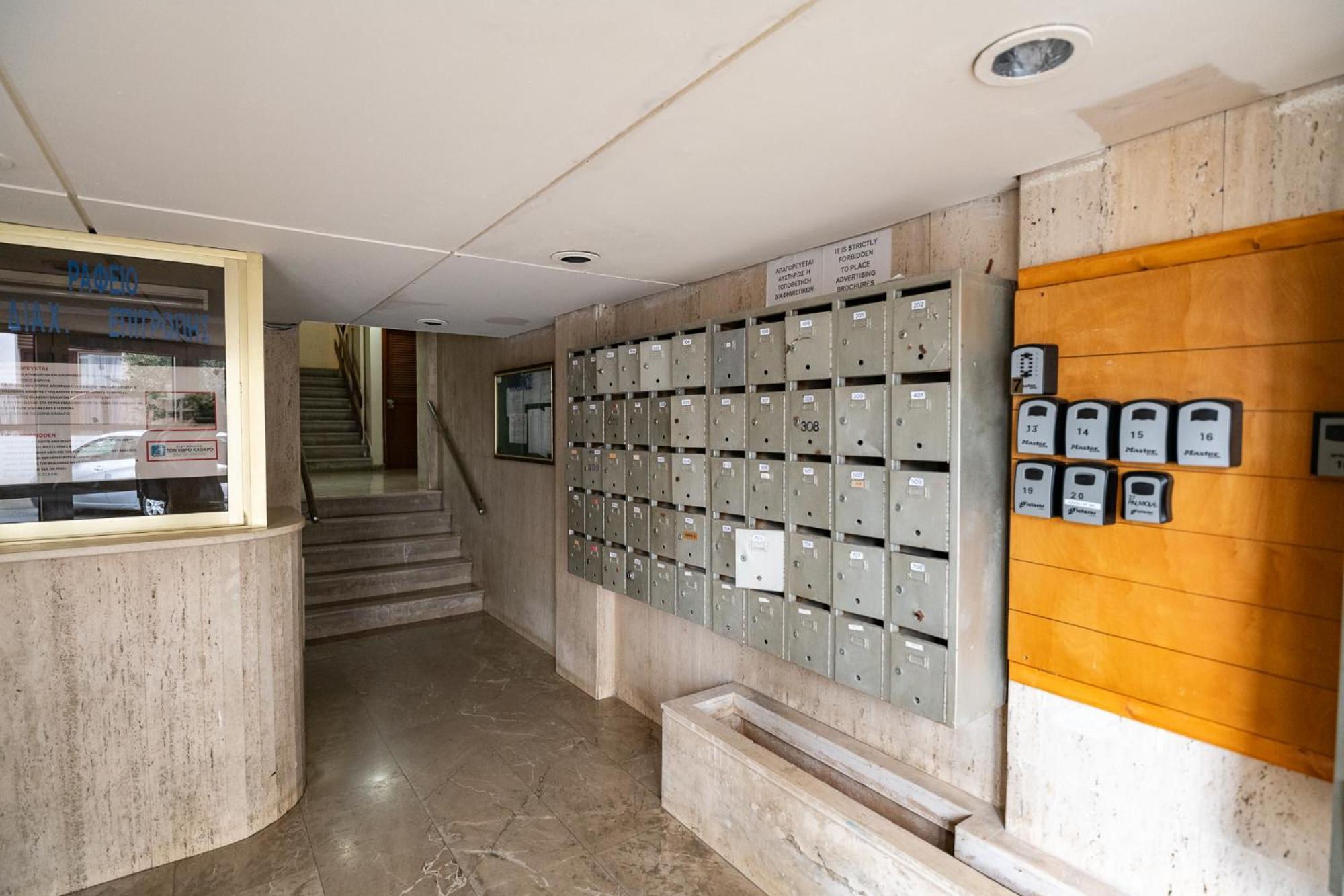 Lazuli Beach & Pool Apartment 501 Larnaca Buitenkant foto