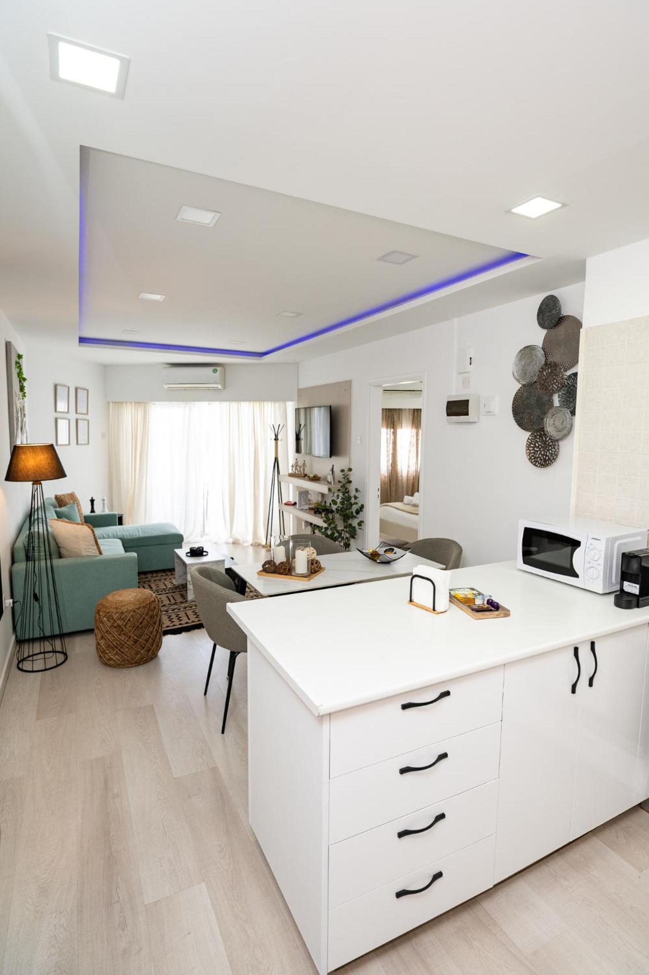 Lazuli Beach & Pool Apartment 501 Larnaca Buitenkant foto