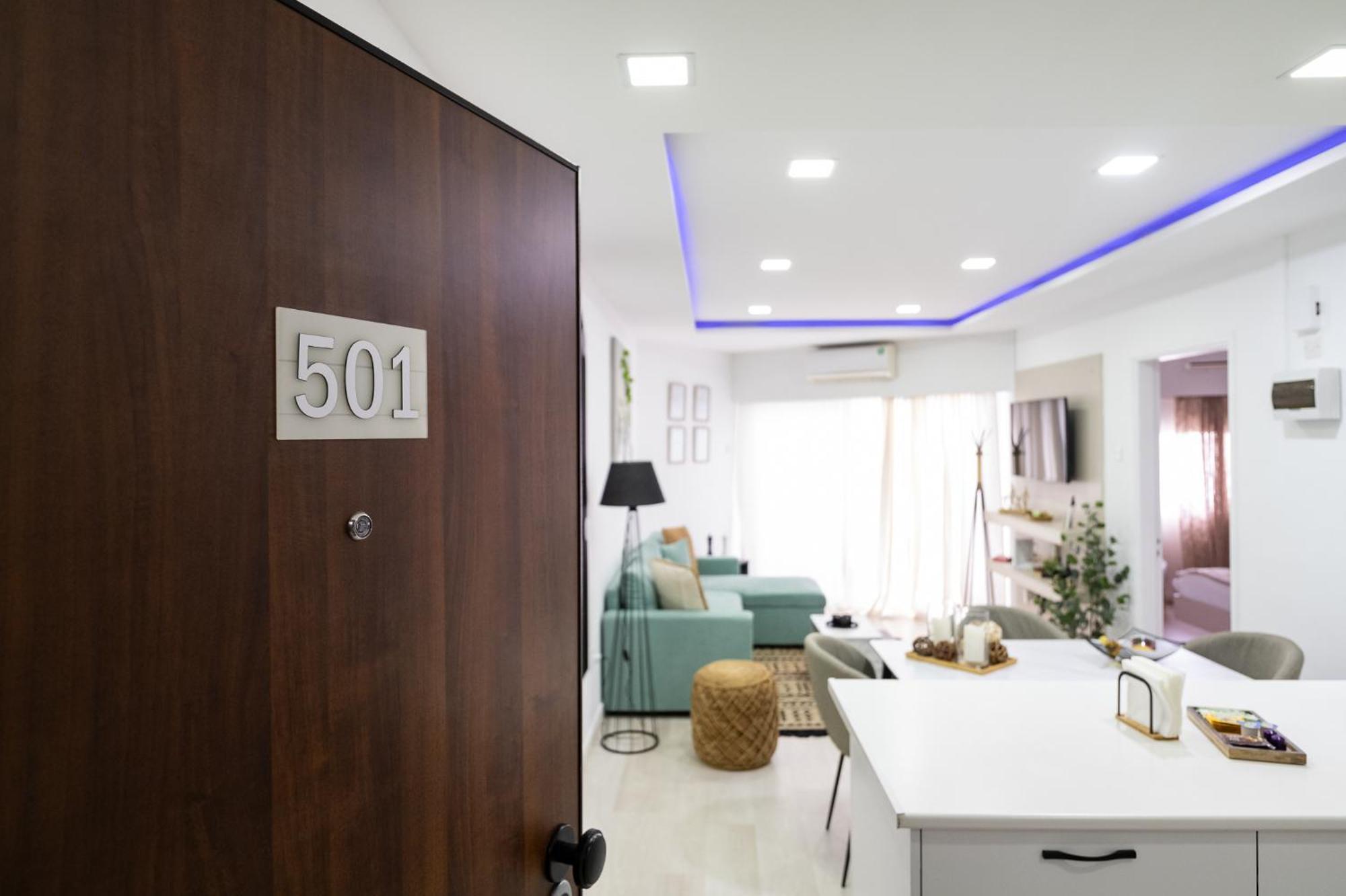 Lazuli Beach & Pool Apartment 501 Larnaca Buitenkant foto