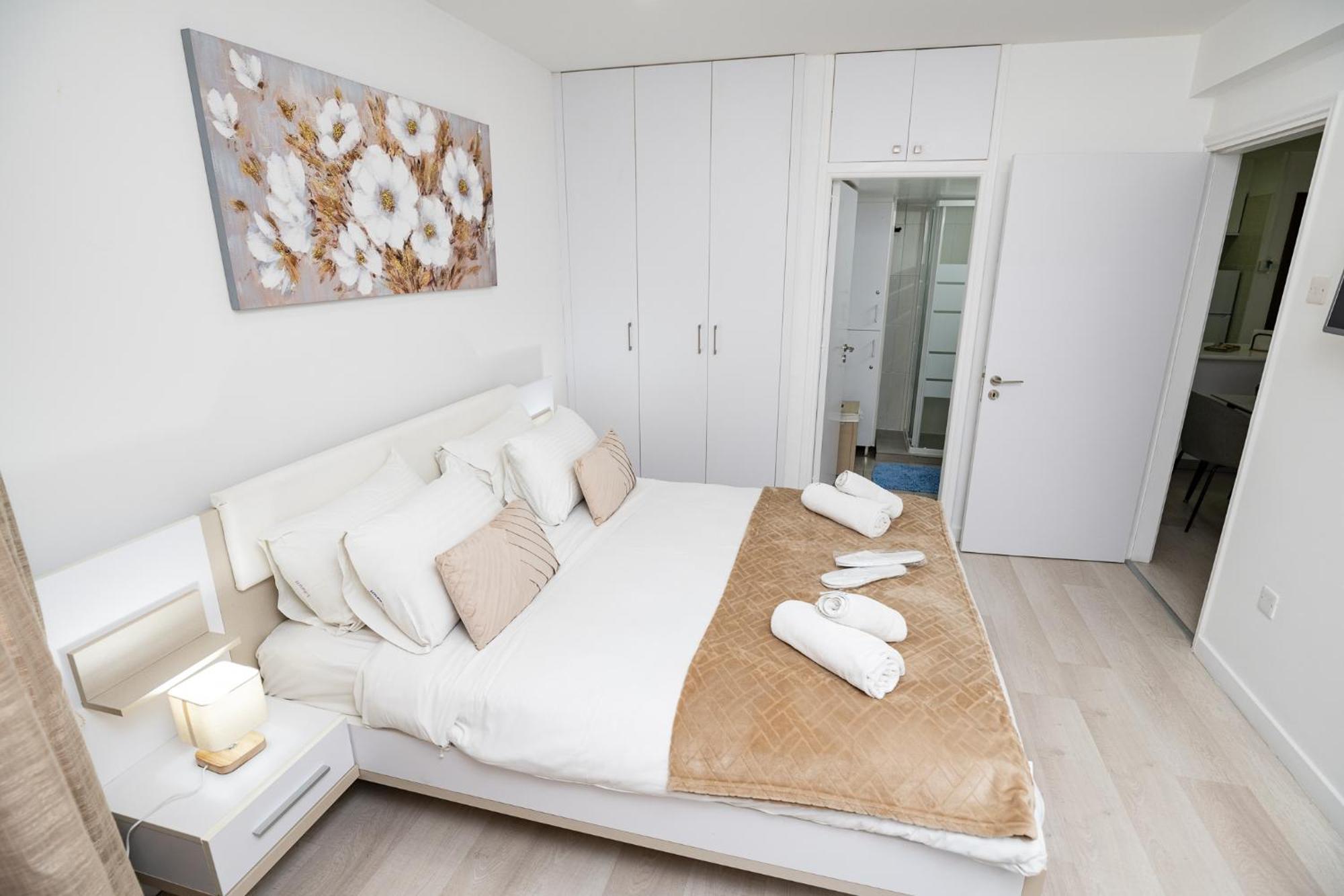 Lazuli Beach & Pool Apartment 501 Larnaca Buitenkant foto