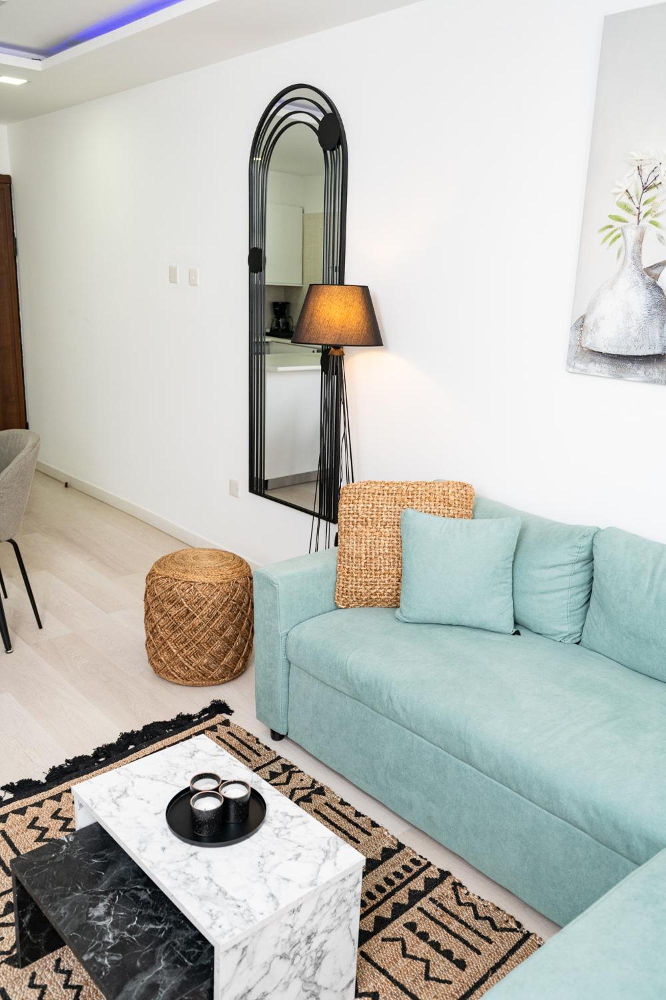 Lazuli Beach & Pool Apartment 501 Larnaca Buitenkant foto