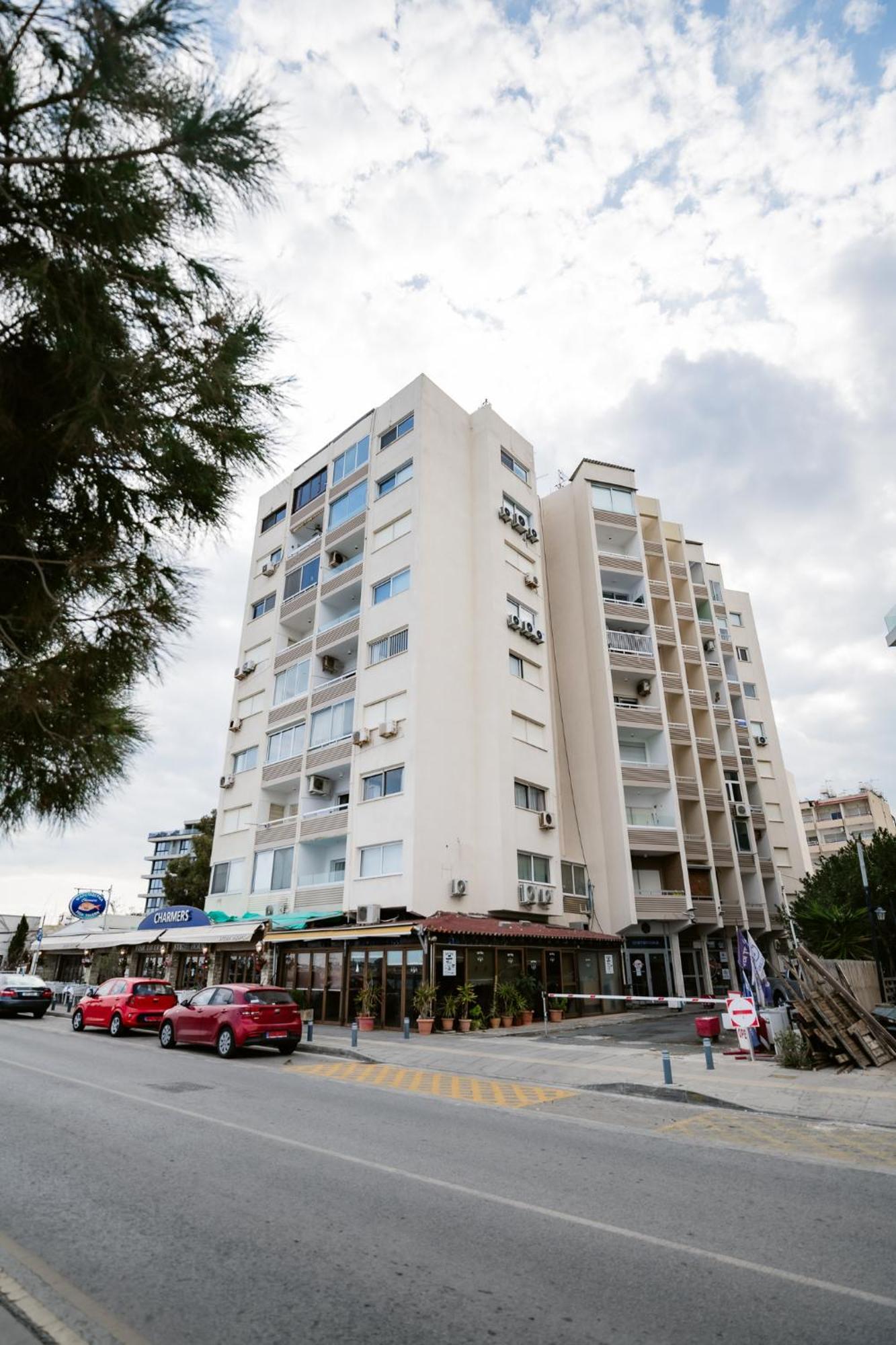 Lazuli Beach & Pool Apartment 501 Larnaca Buitenkant foto